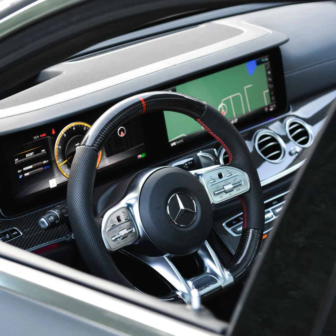 Are Custom Carbon Fibre Steering Wheels Worth It?